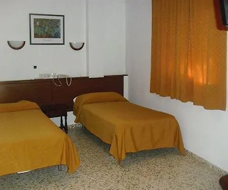 El Faisan C&r Hotel *