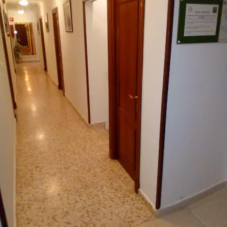 El Faisan C&r Hotel