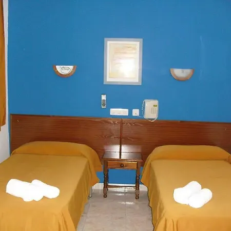 Hotel El Faisan C&r *