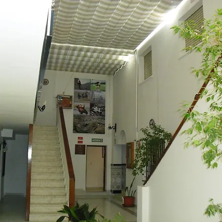 El Faisan C&r Hotel