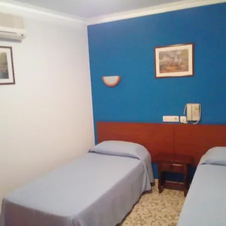 El Faisan C&r Hotel *
